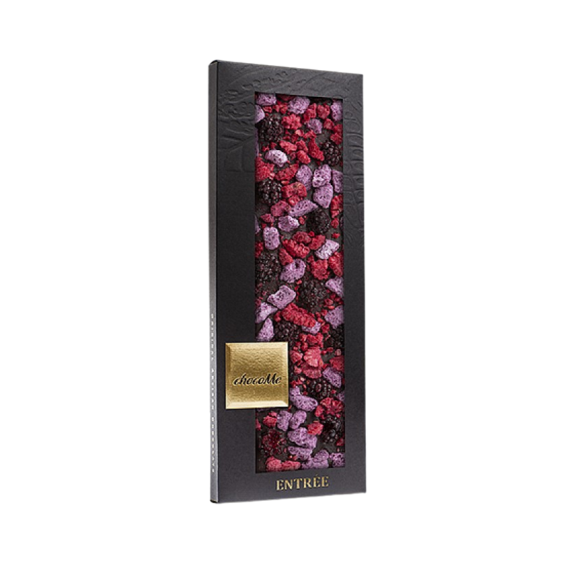 ChocoMe - Valrhona 66% étcsokoládé, Liofilizált málna darabkák, Liofilizált feketeszeder, Liofilizált kékáfonyás joghurt