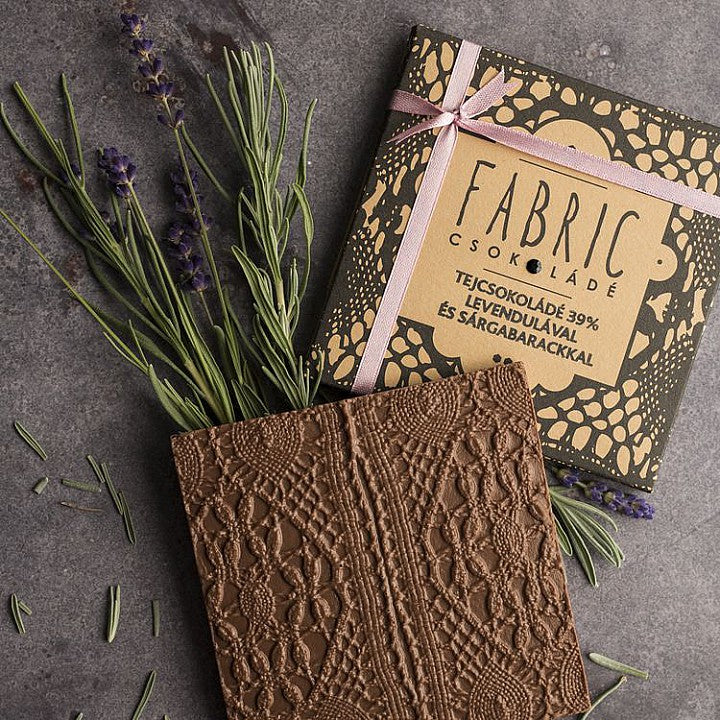 Fabric Chocolate - Milk chocolate with lavender and apricot