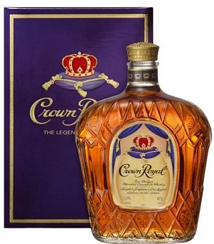 Crown Royal Whisky (1 L, 40%) DD.